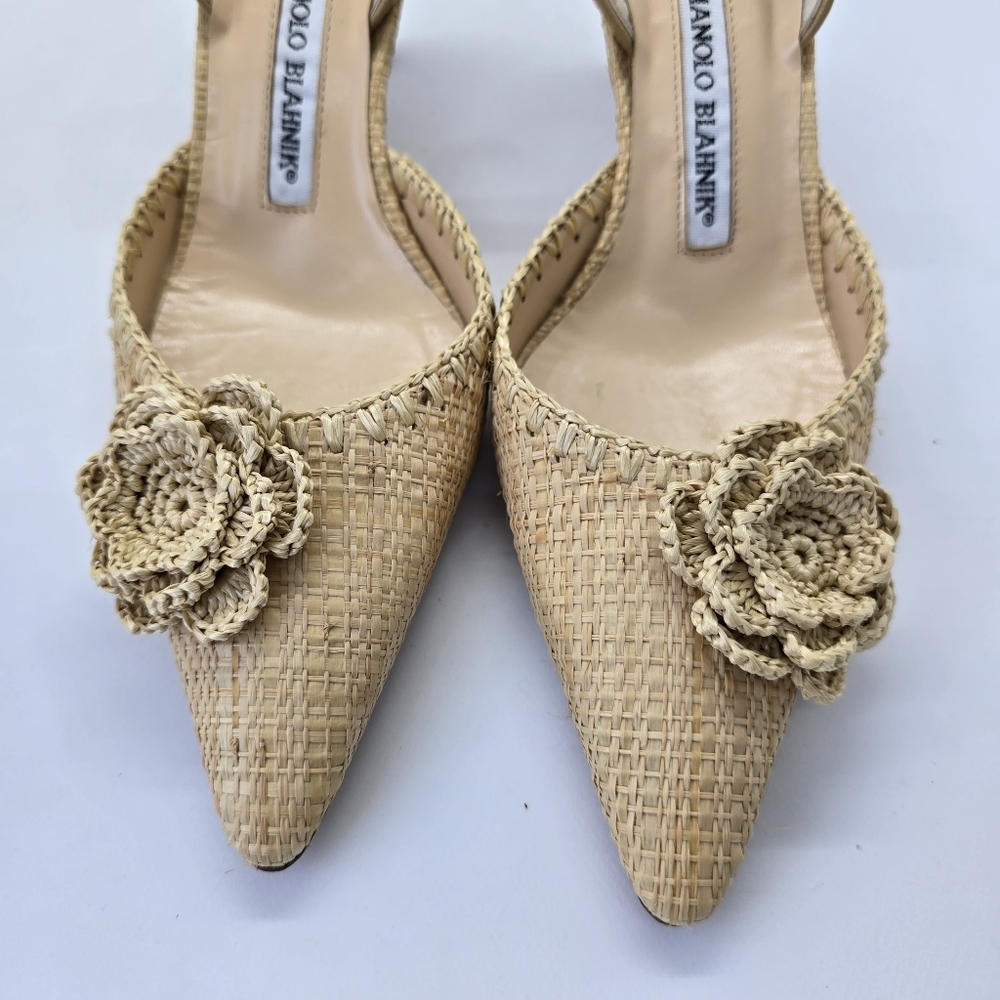 Manolo Blahnik Raffia Slingback Pumps IT36/US6 - Picture 4 of 16